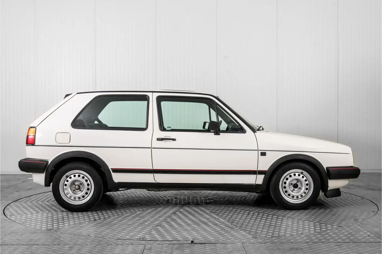 Volkswagen Golf GTI 1.8, foto 12