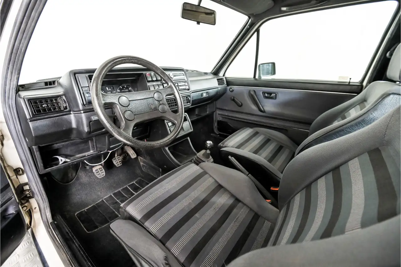 Volkswagen Golf GTI 1.8, foto 10