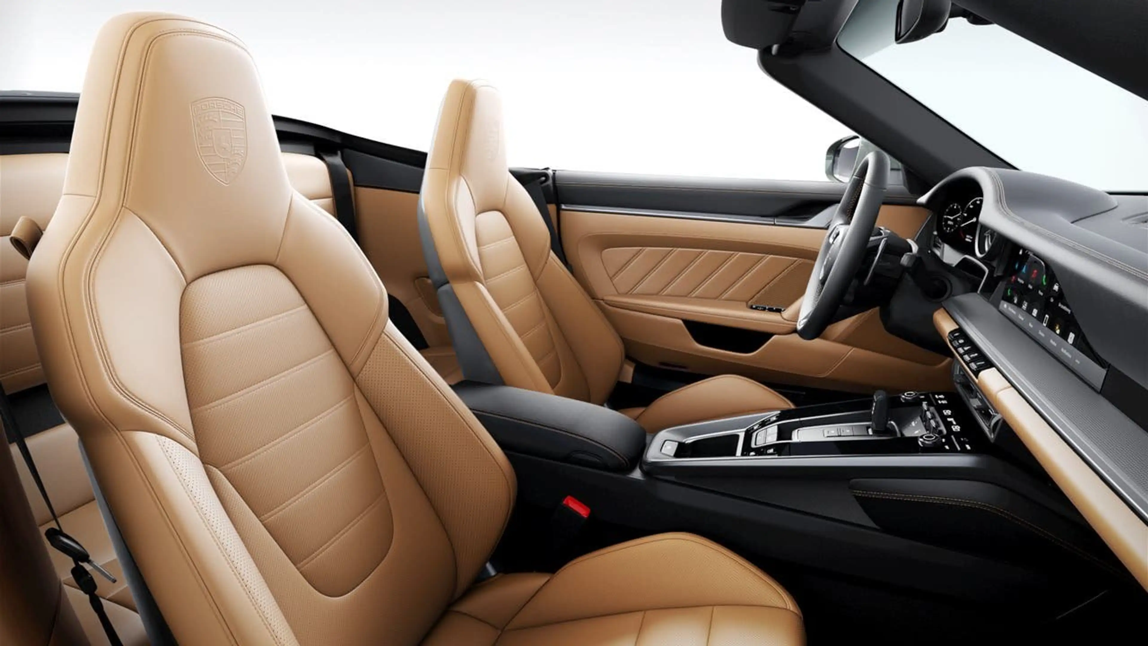 Porsche 992 Carrera 4S Cabriolet — photo 9