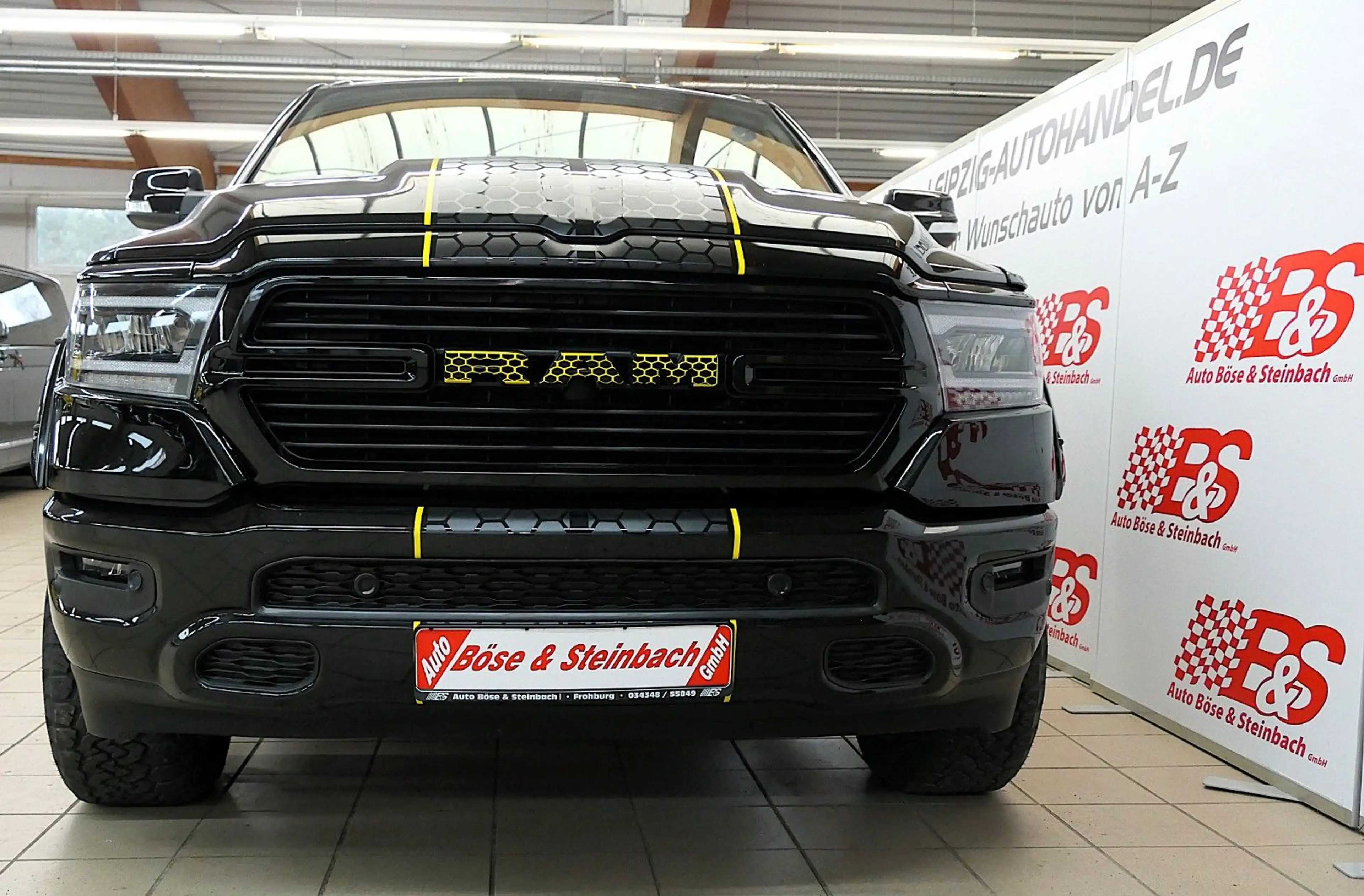 Dodge RAM 5,7 HEMI V8 BigHorn L-StarCrew Cab 4x4*LPG* — photo 8