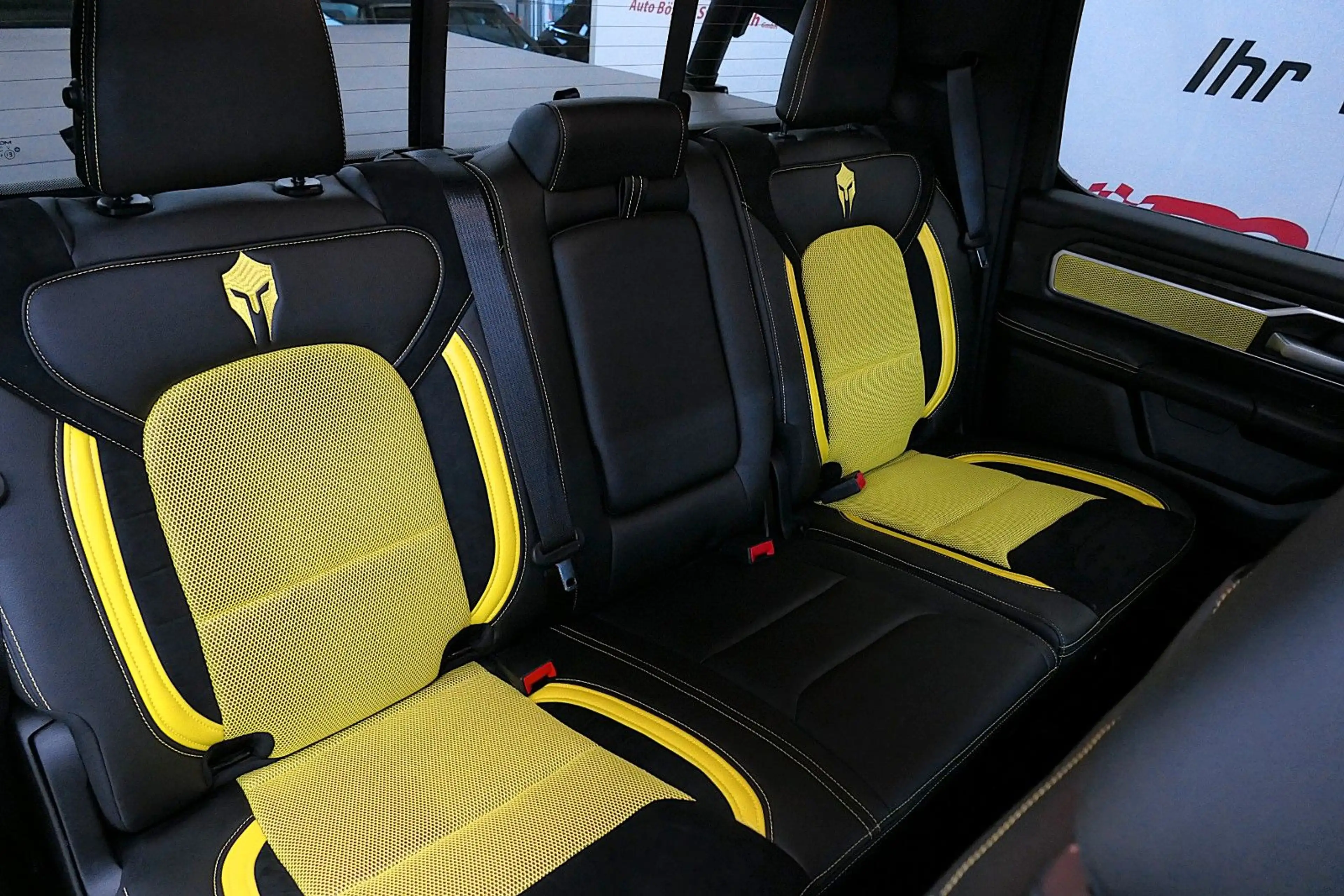 Dodge RAM 5,7 HEMI V8 BigHorn L-StarCrew Cab 4x4*LPG* — photo 12