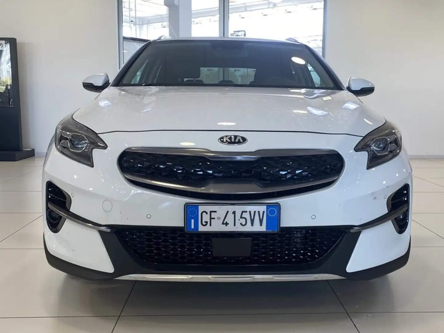 Kia XCeed 1.6 GDi PHEV High Tech s/Adas Pack Plus Silber - 2