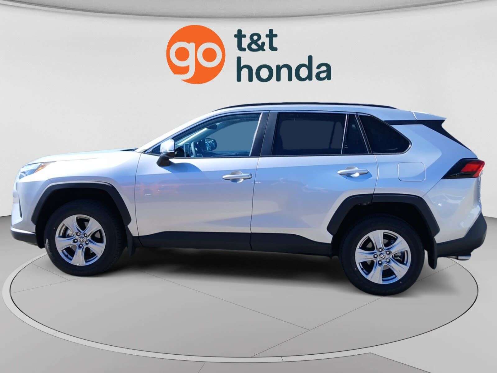2025 Toyota RAV4 XLE — снимка 1