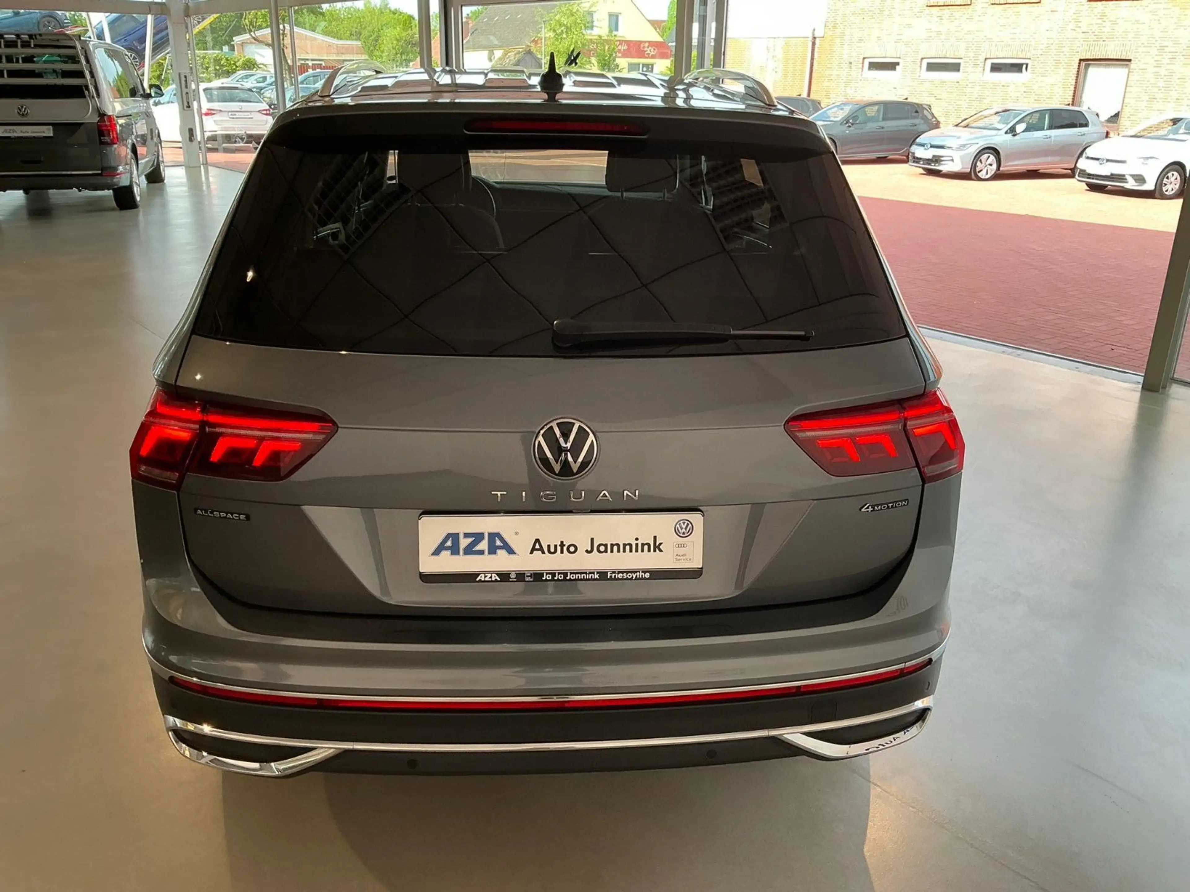 Volkswagen Tiguan Allspace 2.0 TSI Elegance 4Motion | AHK | — photo 7