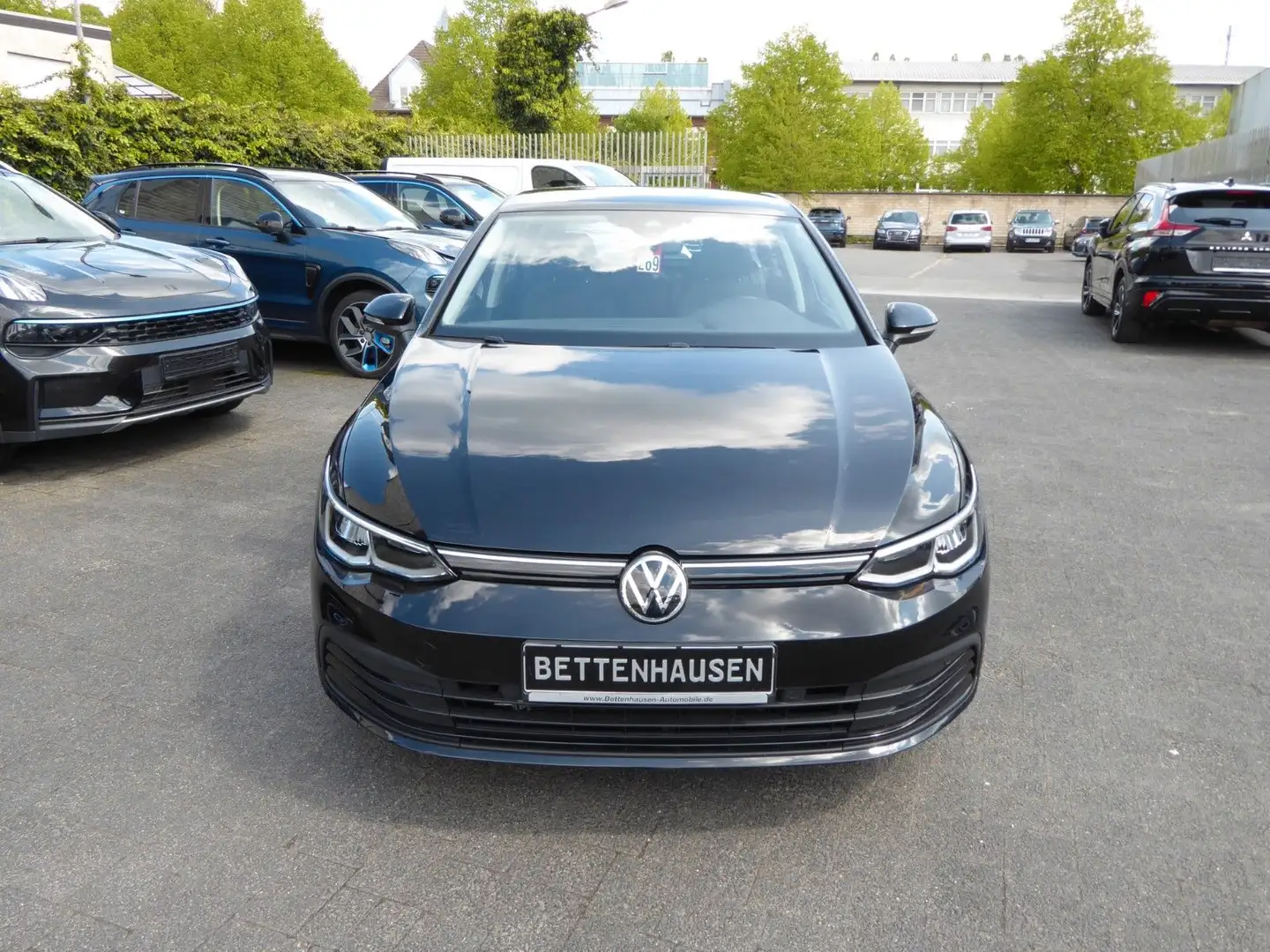 Volkswagen Golf VIII erst 16.000 KM!!! LED Noir - 2