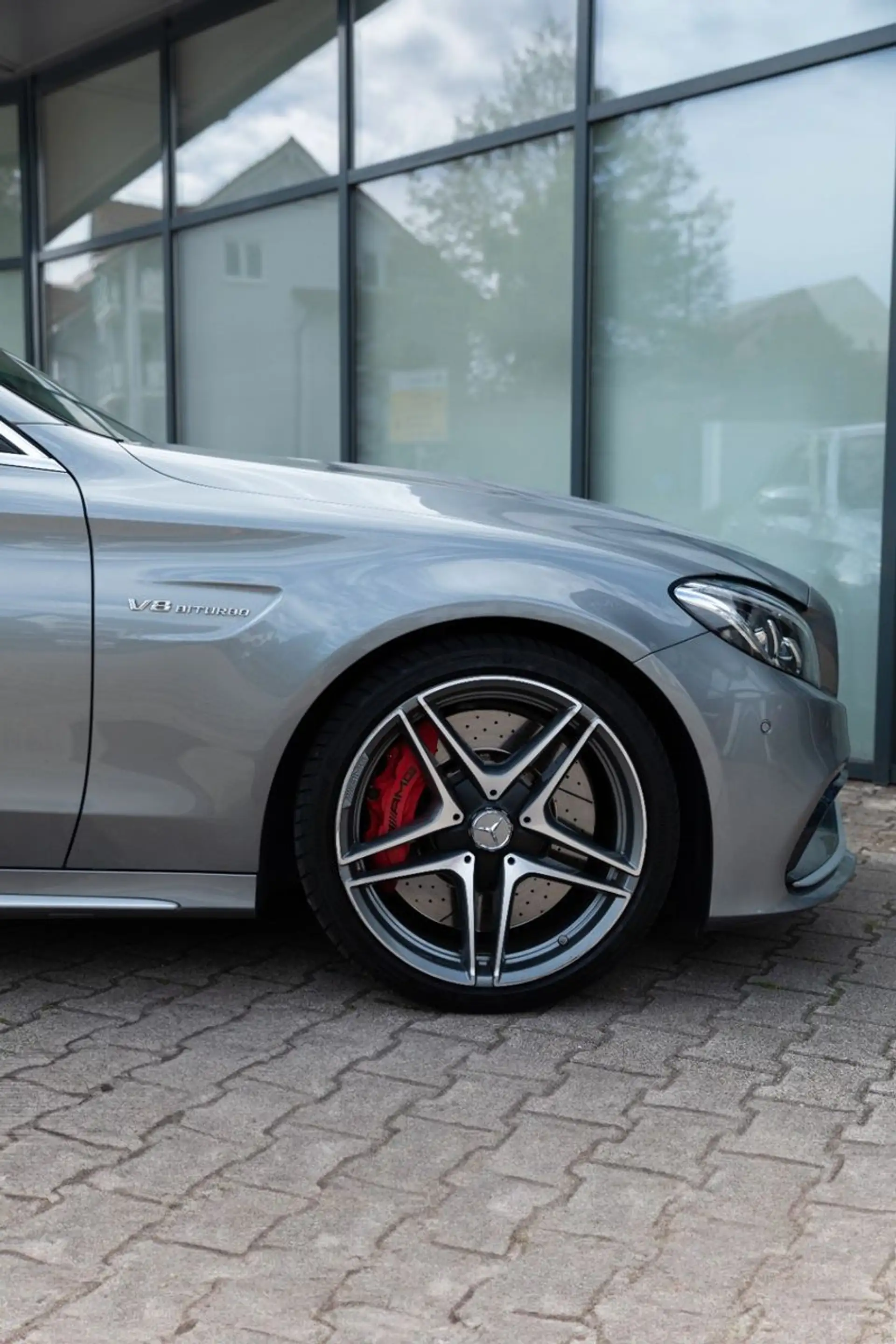 Mercedes-Benz C 63 AMG C 63S AMG V8 Biturbo Ambiente Intelligent Light — photo 11