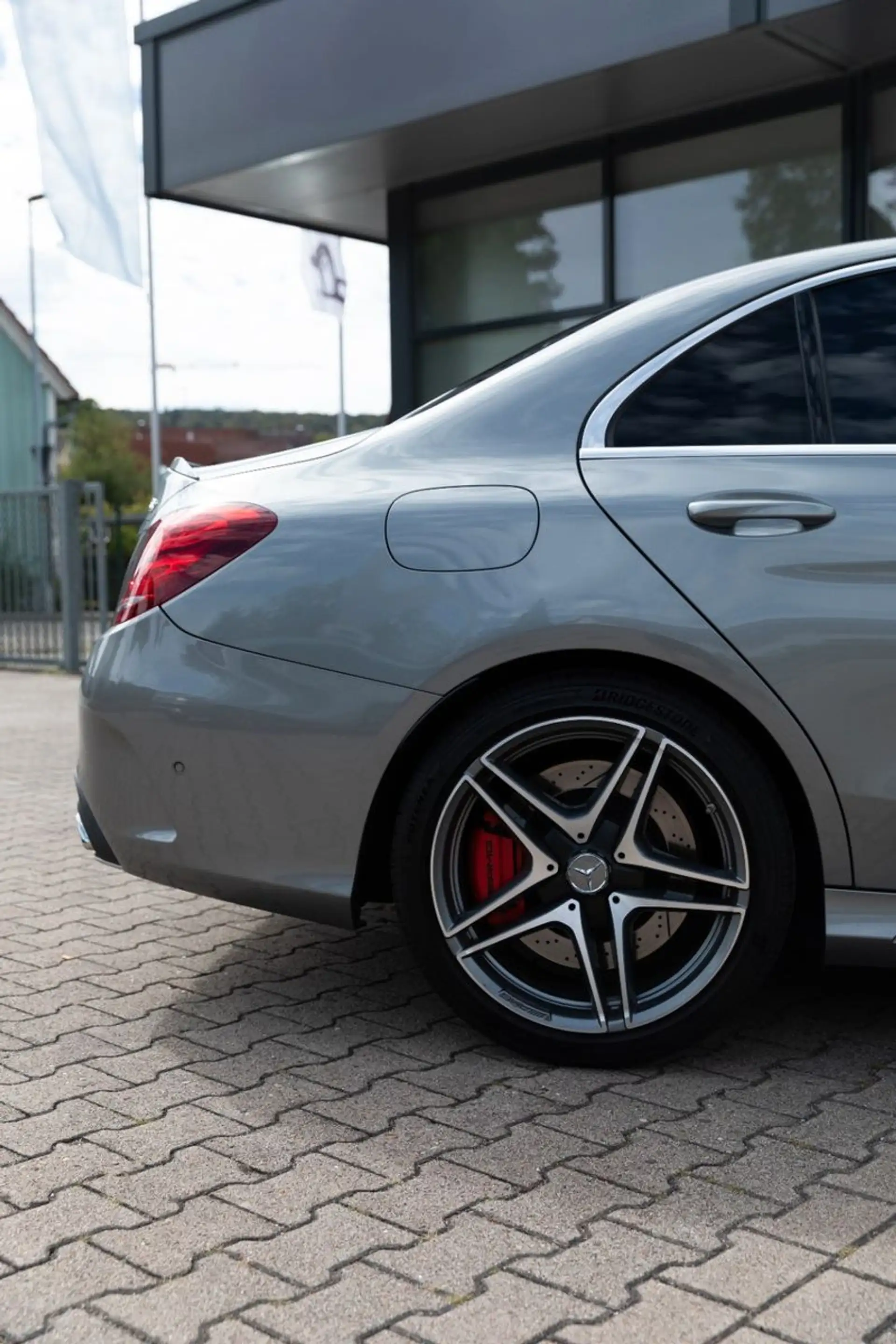 Mercedes-Benz C 63 AMG C 63S AMG V8 Biturbo Ambiente Intelligent Light — photo 14