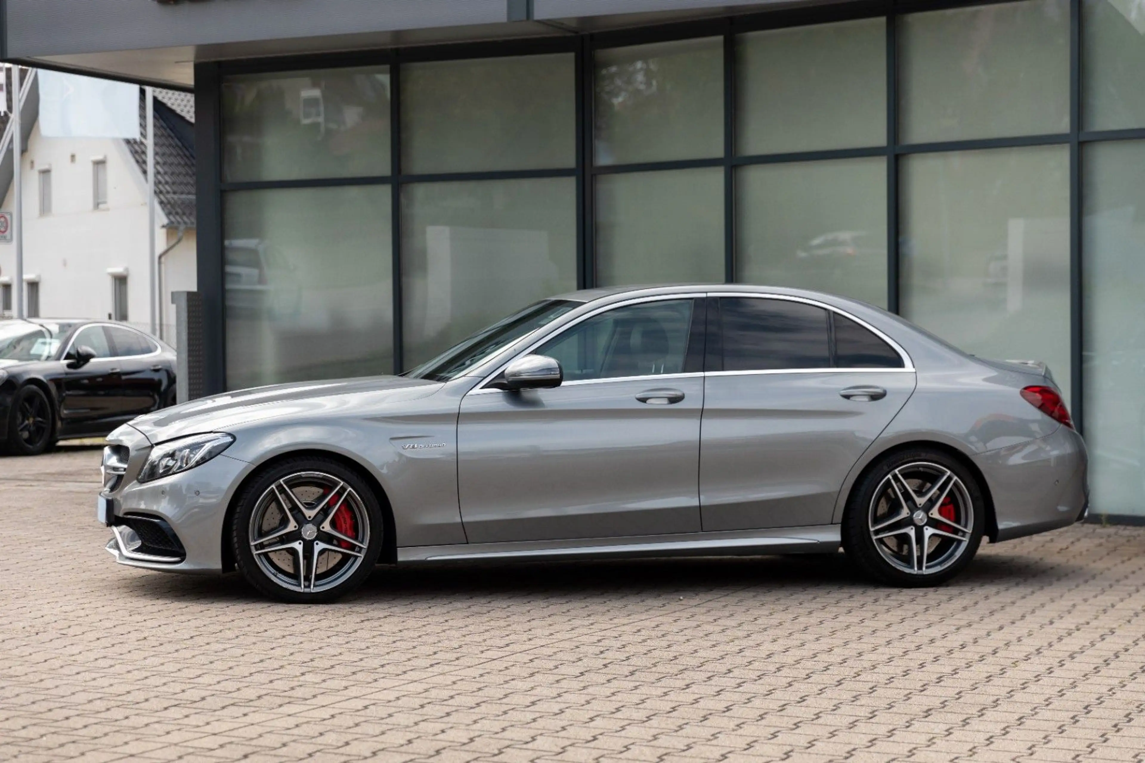 Mercedes-Benz C 63 AMG C 63S AMG V8 Biturbo Ambiente Intelligent Light — photo 7