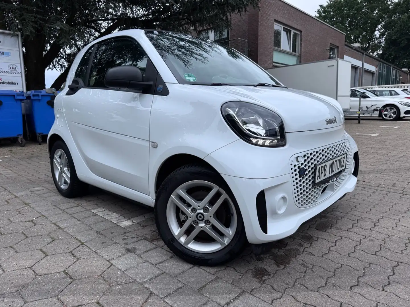 smart forTwo EQ 22kW PDC ALU TEMPOMAT BATTERIE 95% Blanc - 1