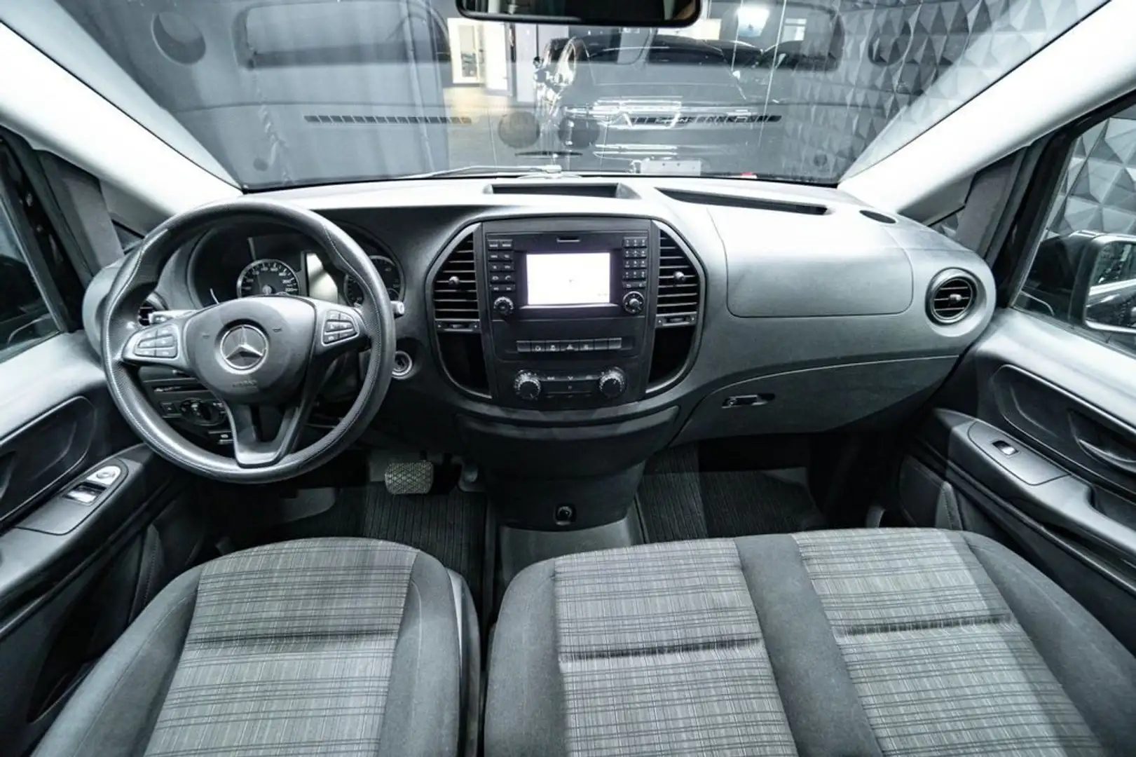 Mercedes-Benz Vito 2.2 116 CDI PL Tourer Pro Extra-Long Nero - 1