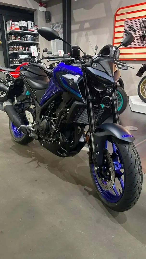 Yamaha MT-03 2023 Blau - 2