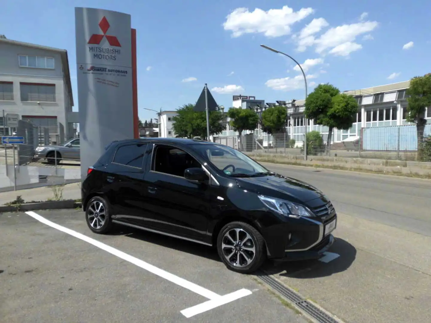 Mitsubishi Space Star 1,2 Spirit+ Navi Kamera Automatik Schwarz - 1