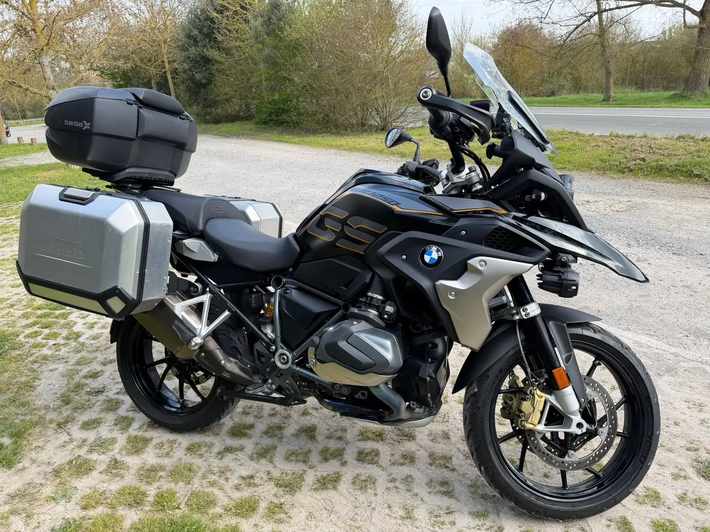 BMW R 1250 GS EXCLUSIVE Negro - 1