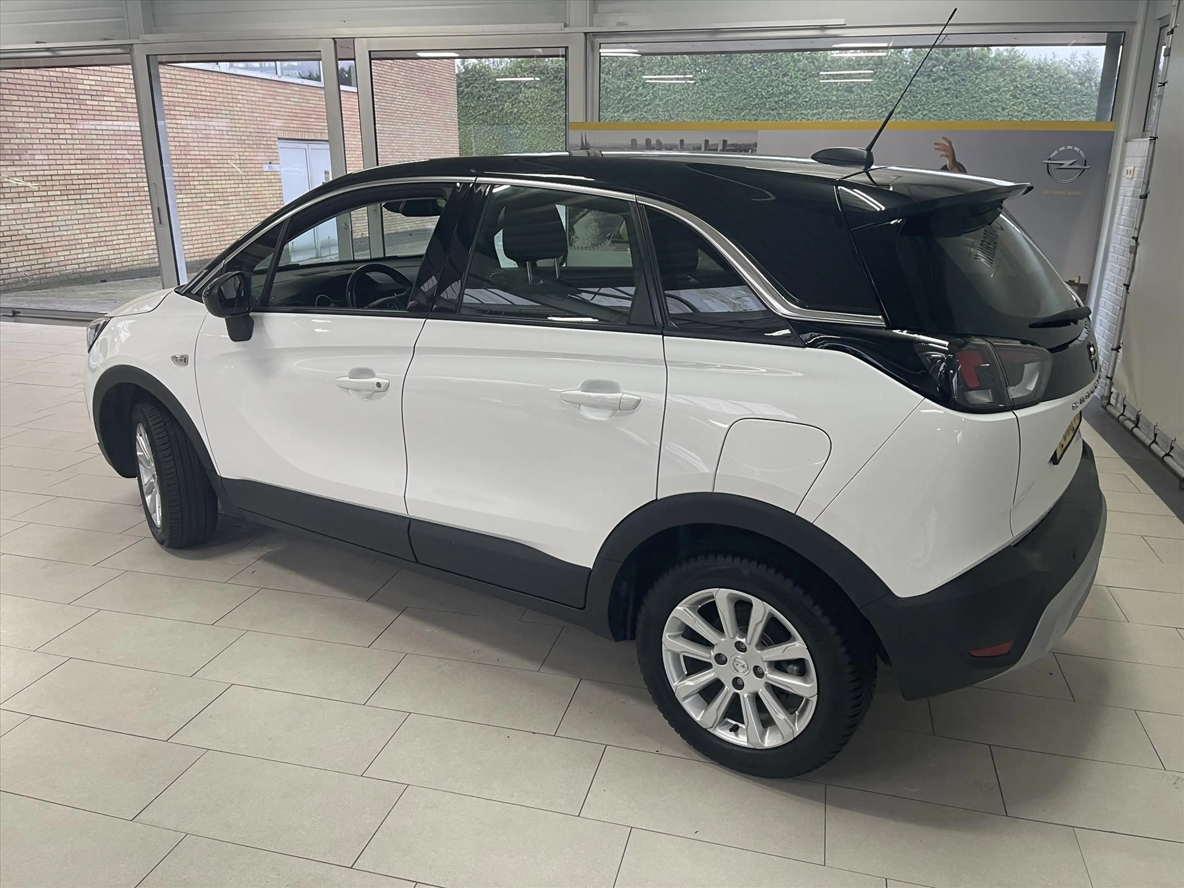 Opel Crossland 1.2 130pk Start/Stop Aut. Elegance *CAMERA* — photo 4