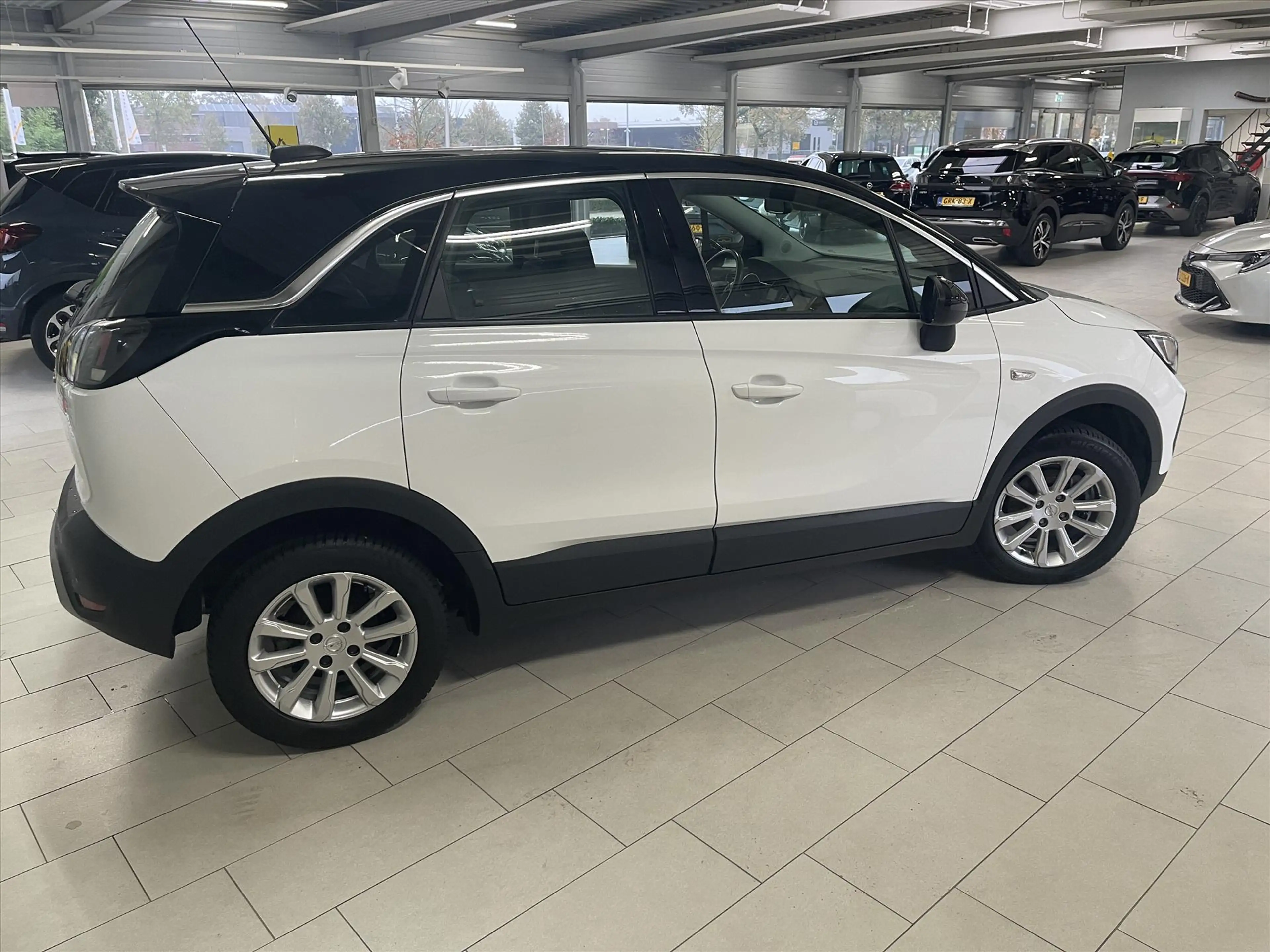 Opel Crossland 1.2 130pk Start/Stop Aut. Elegance *CAMERA* — photo 5