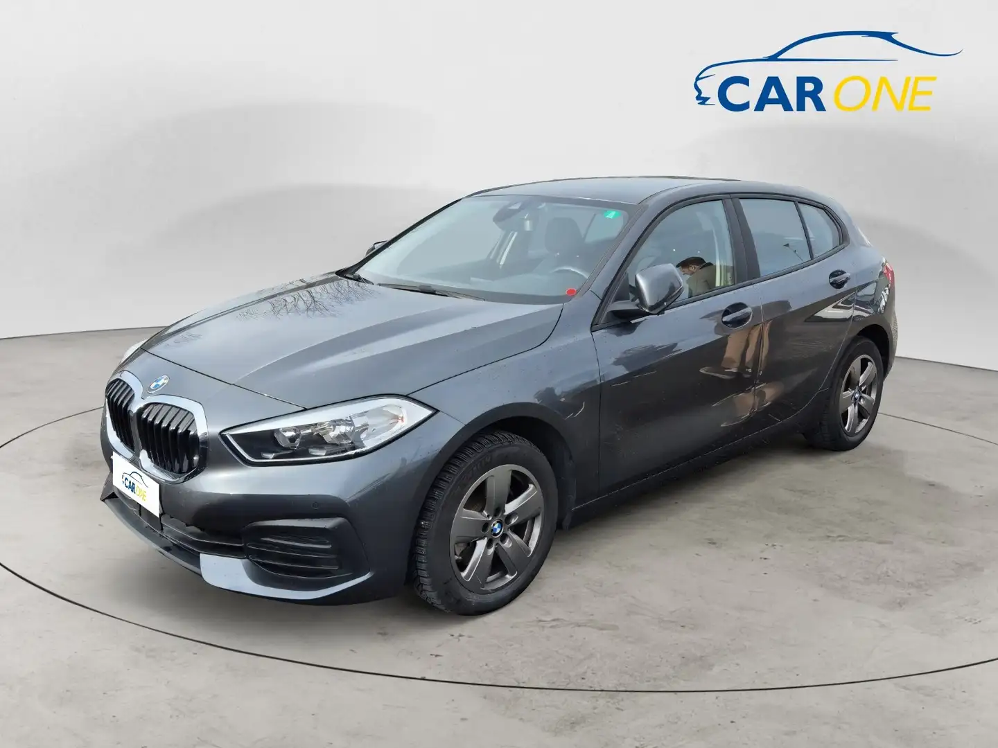BMW 118 118d 5p. Business Advantage Gris - 1