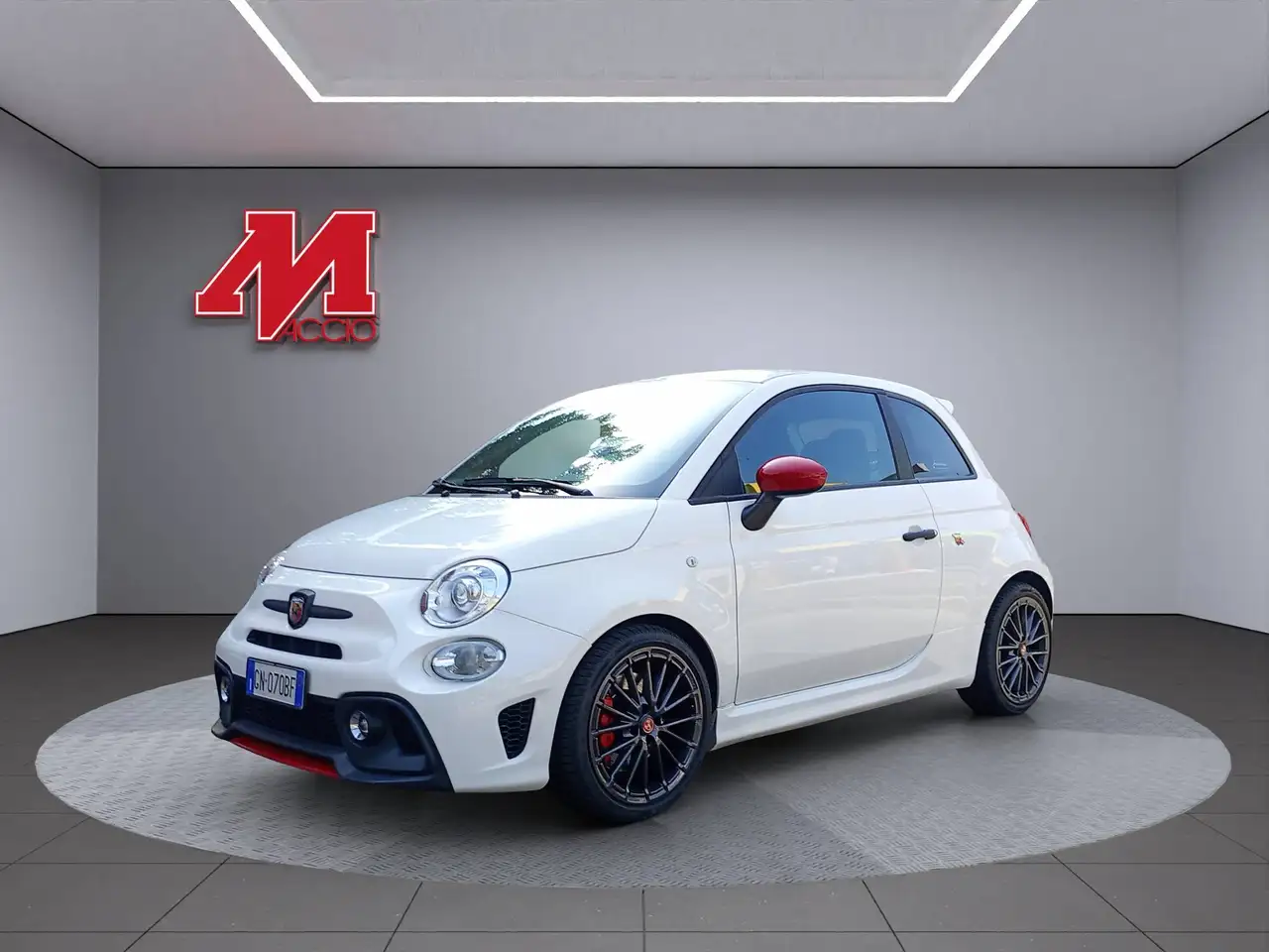 Abarth 695 2023