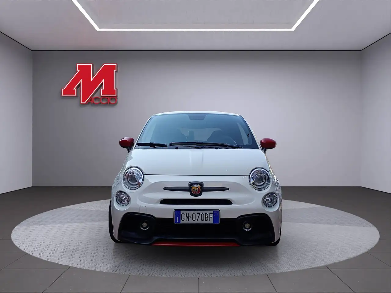 Abarth 695 2023