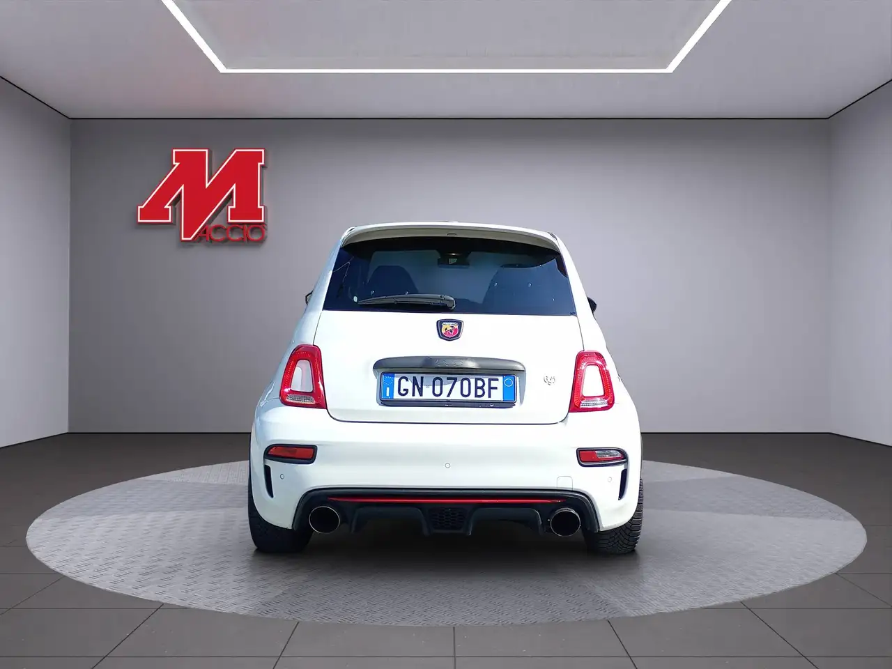 Abarth 695 2023
