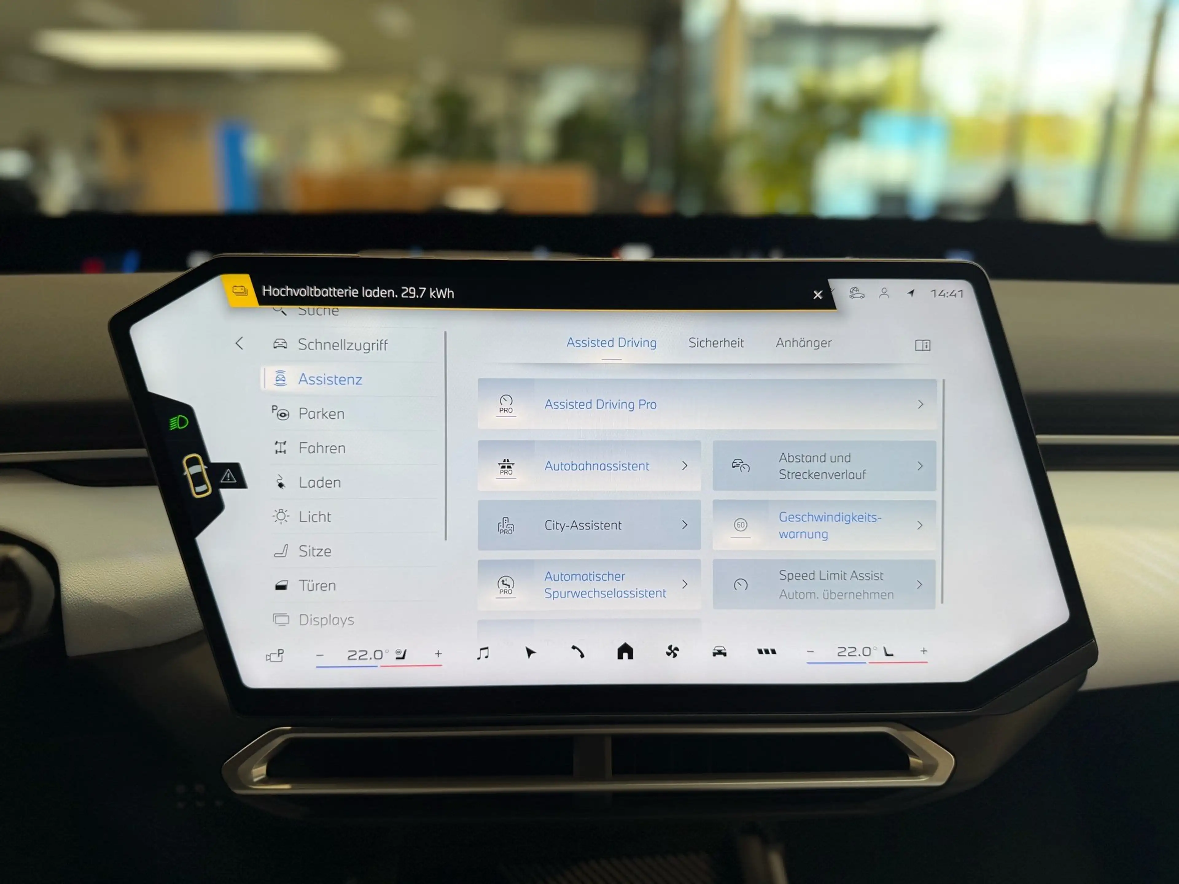 BMW i3 50 xDrive M Sportpaket 20"AHK 3D HUD Inno Pano — photo 11