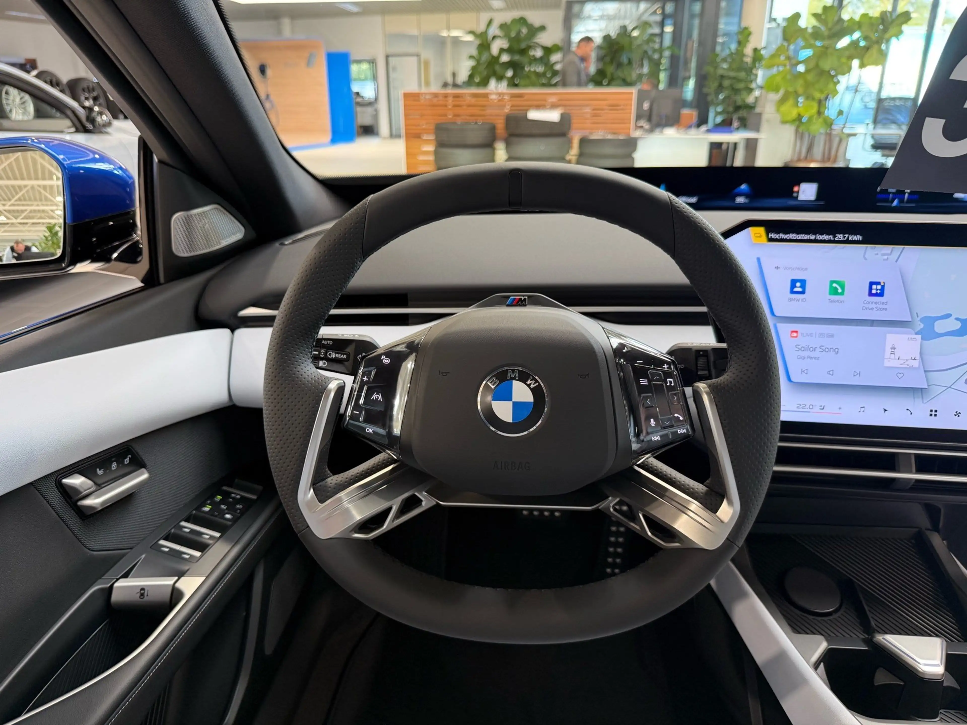 BMW i3 50 xDrive M Sportpaket 20"AHK 3D HUD Inno Pano — photo 7