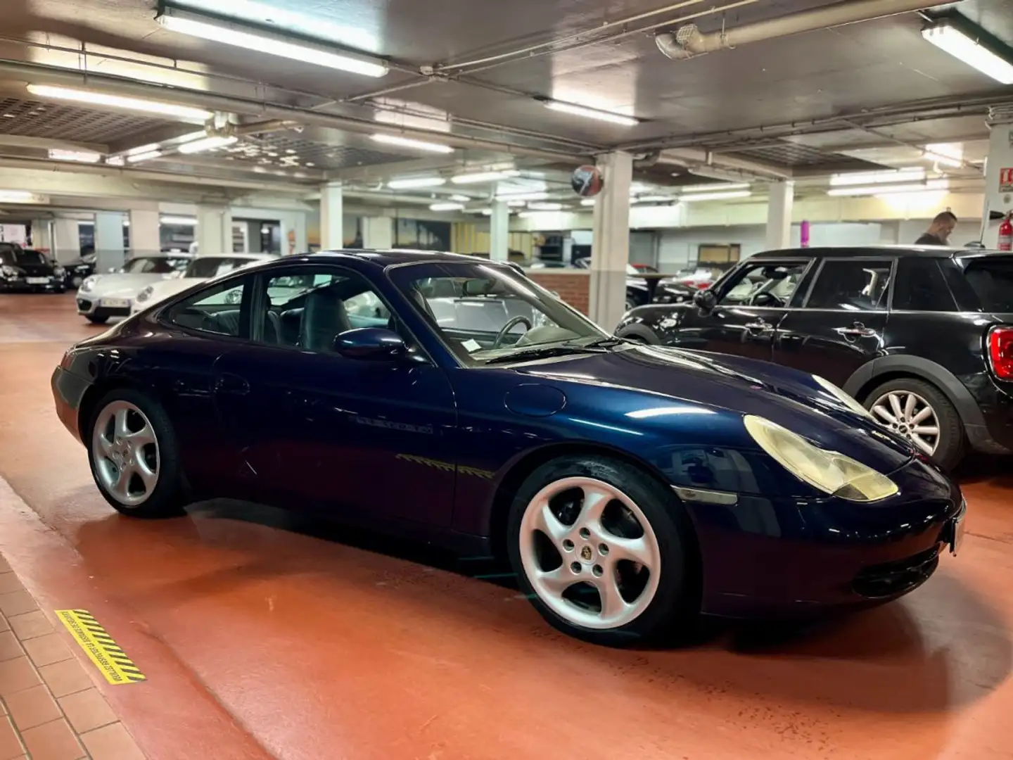 Porsche 911 PORSCHE 911 (996) 3.4 CARRERA TIPTRONIC S Blauw - 2
