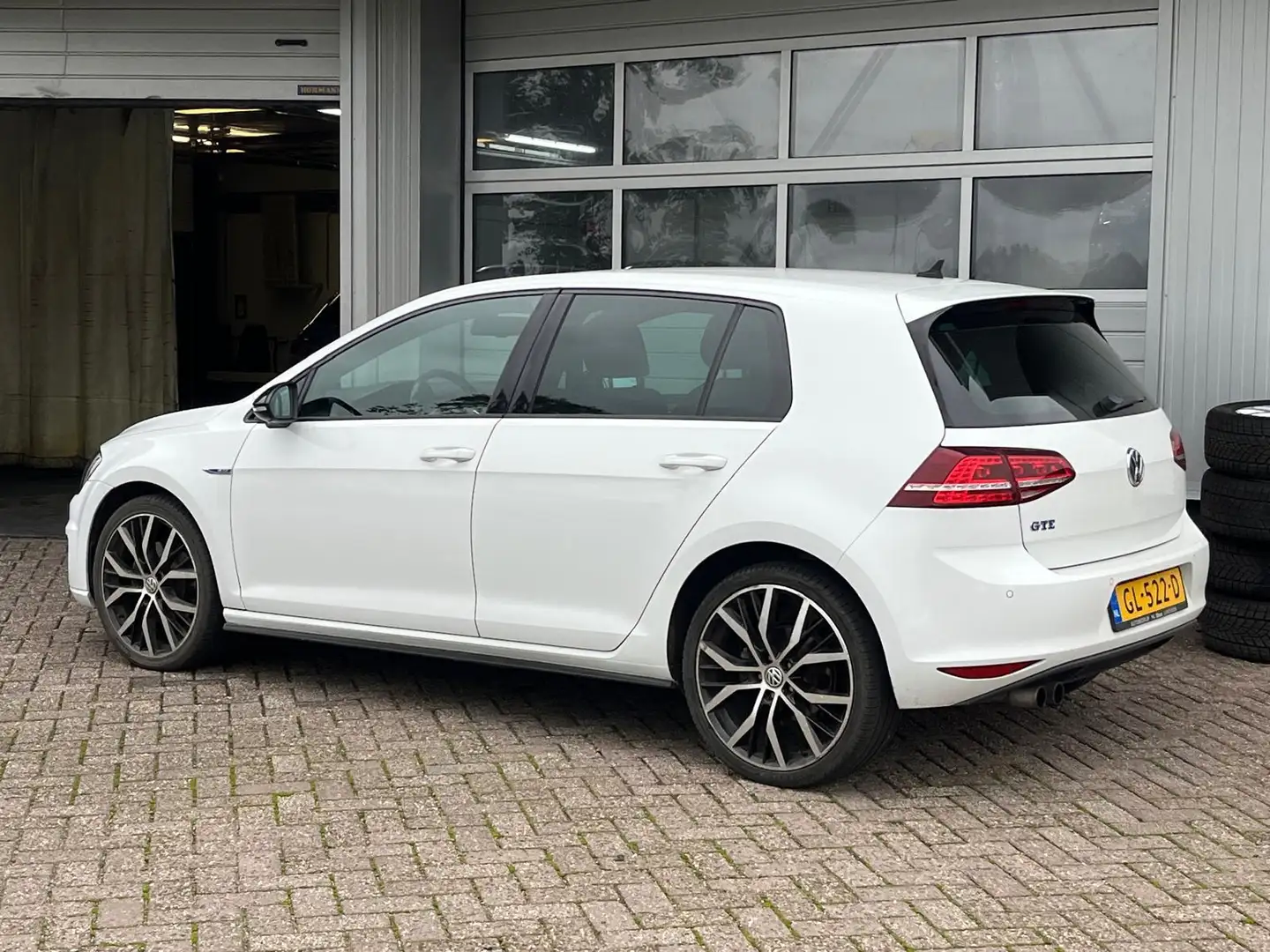 Volkswagen Golf GTE 1.4 TSI Wit - 2