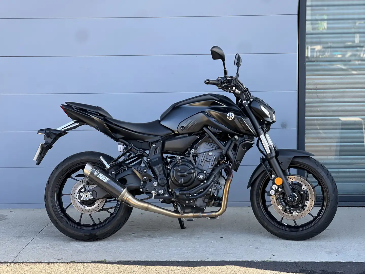 Yamaha MT-07 Noir - 1