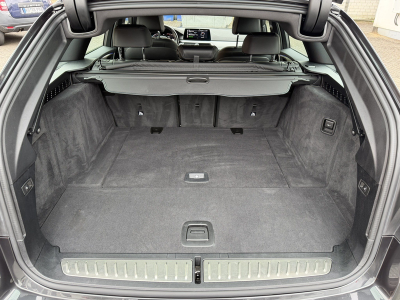 BMW 540 d xDrive Touring M Sport HeadUp Innovation Adapt L — photo 18