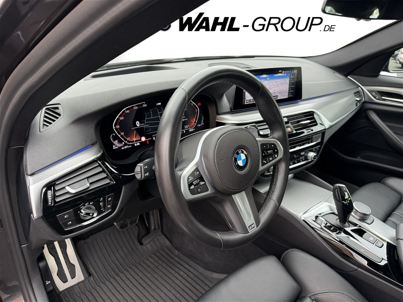 BMW 540 d xDrive Touring M Sport HeadUp Innovation Adapt L — photo 10