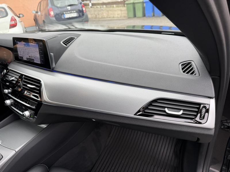 BMW 540 d xDrive Touring M Sport HeadUp Innovation Adapt L — photo 15