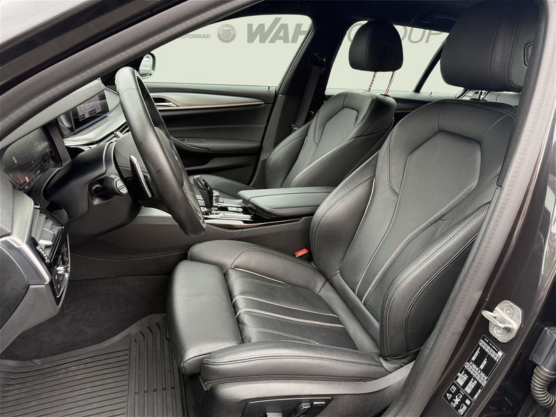 BMW 540 d xDrive Touring M Sport HeadUp Innovation Adapt L — photo 9