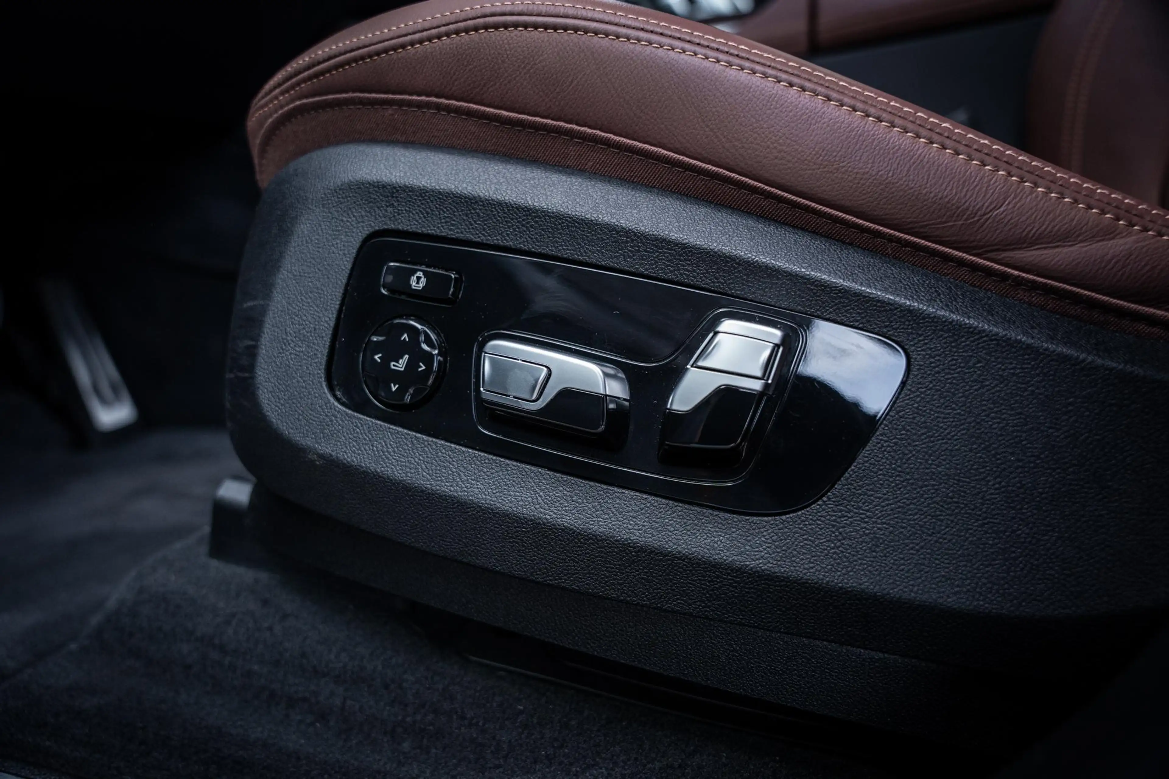 BMW X5 xDrive45e M-Sport Dravitgrau|BTW|Pano|Laser|Elek-T — photo 44