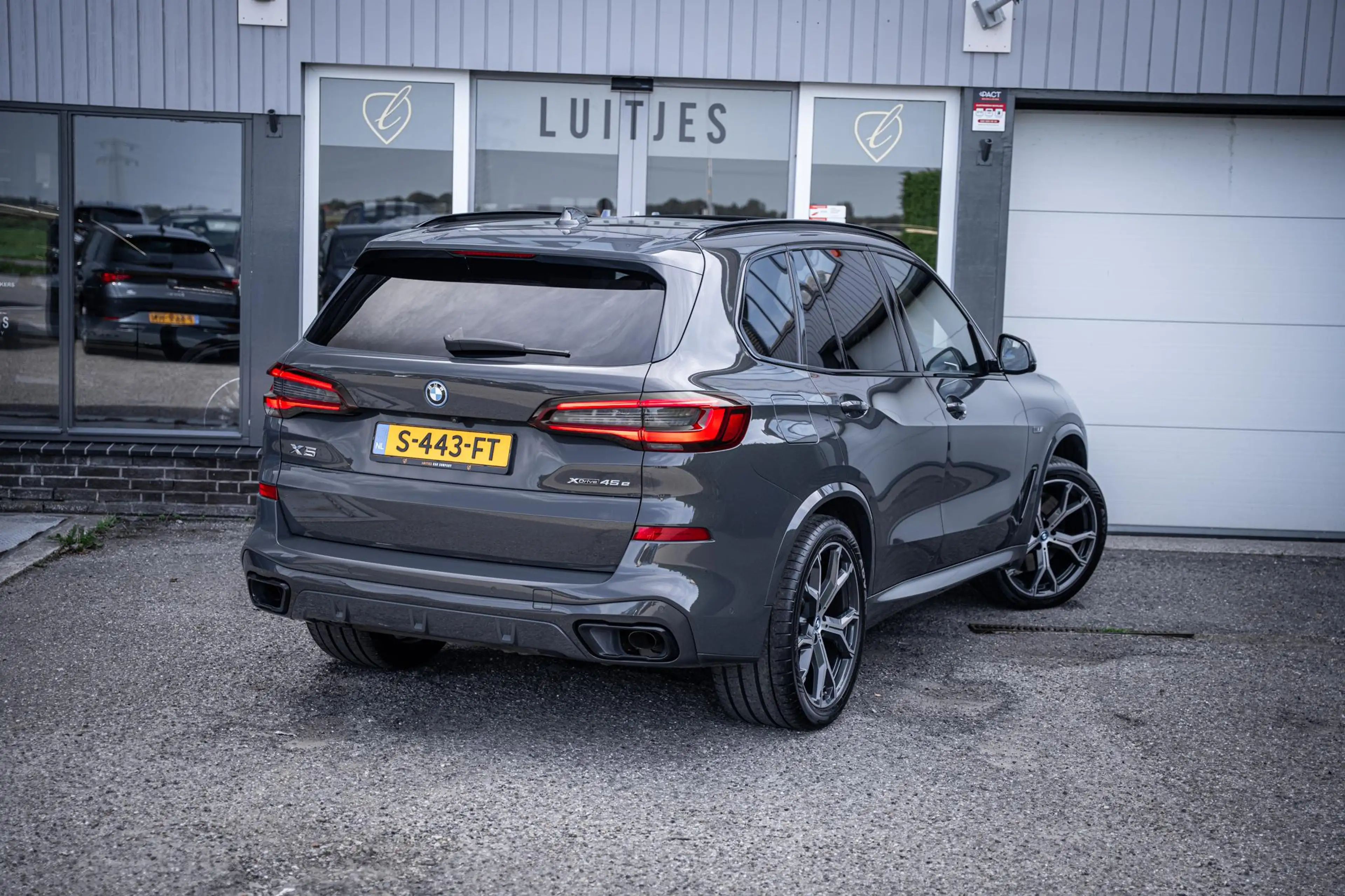 BMW X5 xDrive45e M-Sport Dravitgrau|BTW|Pano|Laser|Elek-T — photo 22