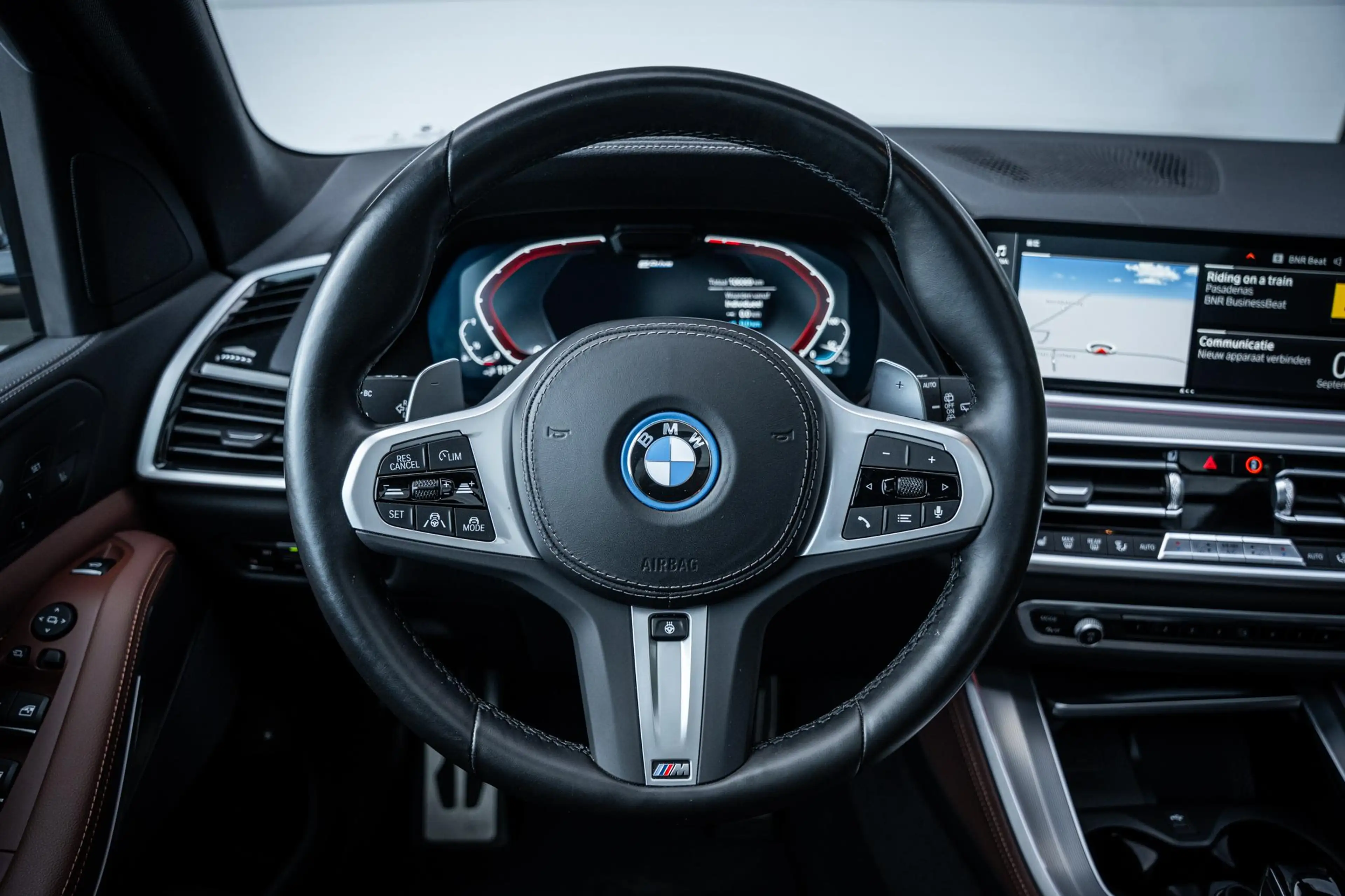 BMW X5 xDrive45e M-Sport Dravitgrau|BTW|Pano|Laser|Elek-T — photo 49