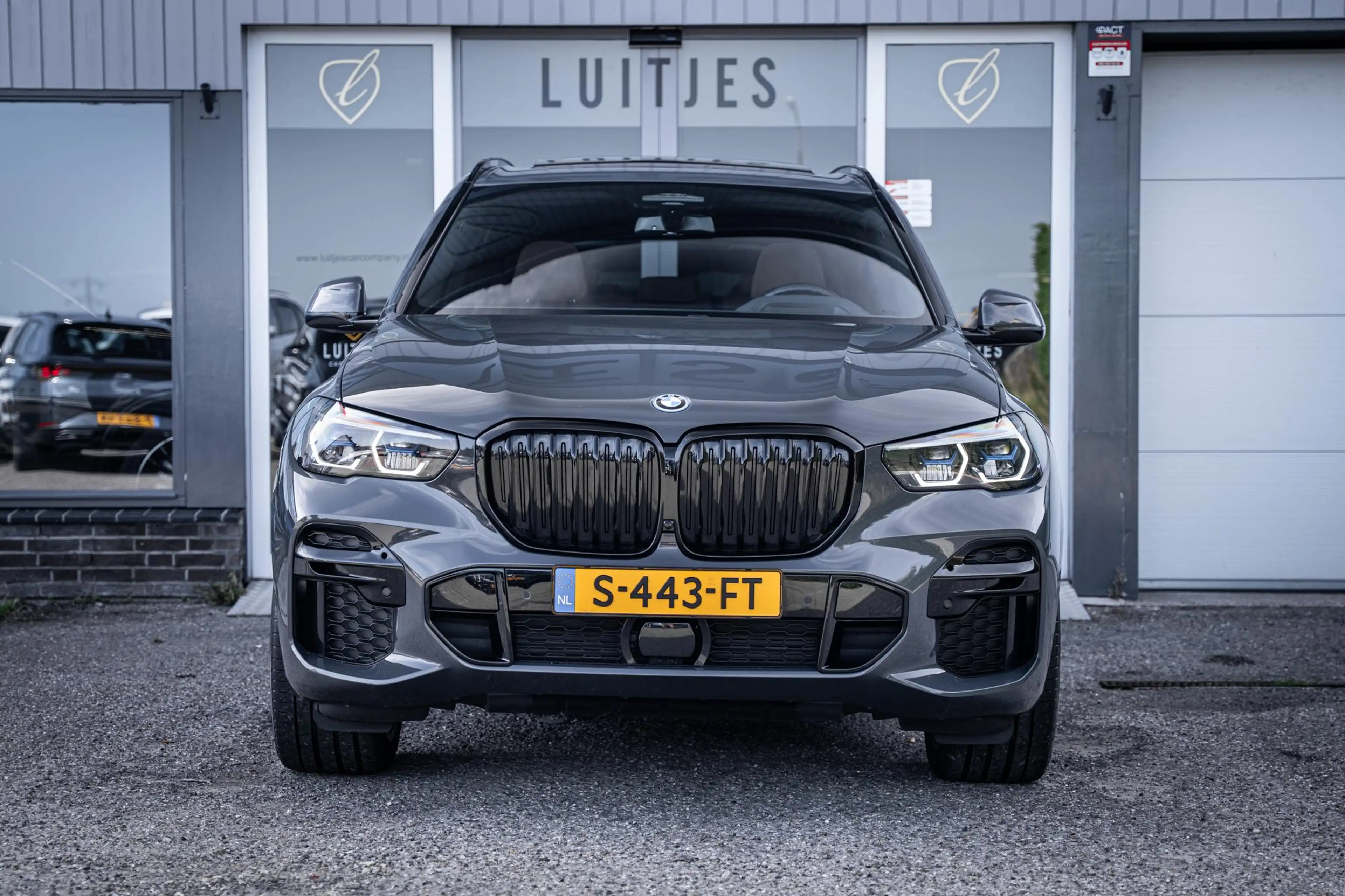 BMW X5 xDrive45e M-Sport Dravitgrau|BTW|Pano|Laser|Elek-T — photo 6