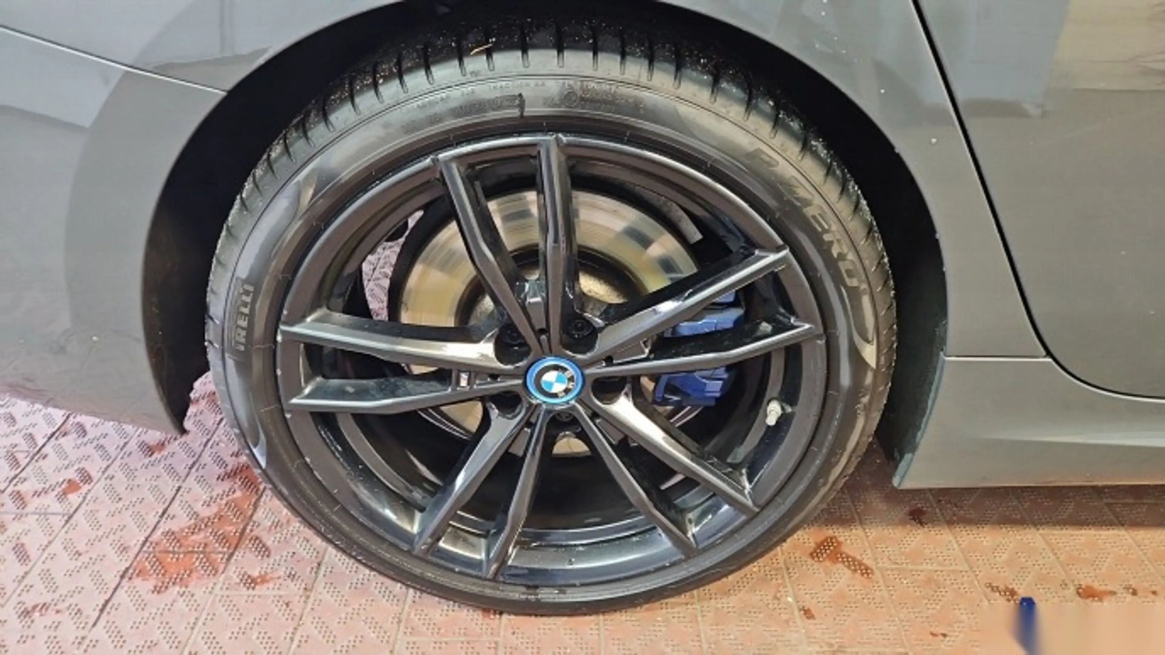BMW 330 E SPORTSITZE KLIMAAUT LED RADIO MFL SHZ PDC HUD AHK KAMERA HIFI Leder Navi — photo 12