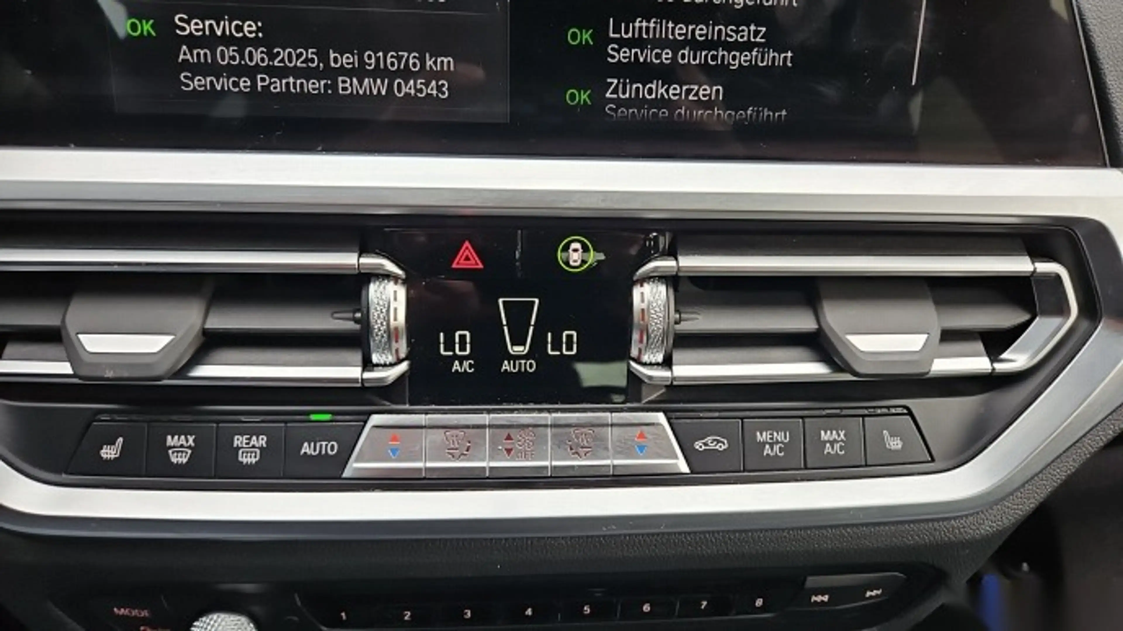 BMW 330 E SPORTSITZE KLIMAAUT LED RADIO MFL SHZ PDC HUD AHK KAMERA HIFI Leder Navi — photo 11
