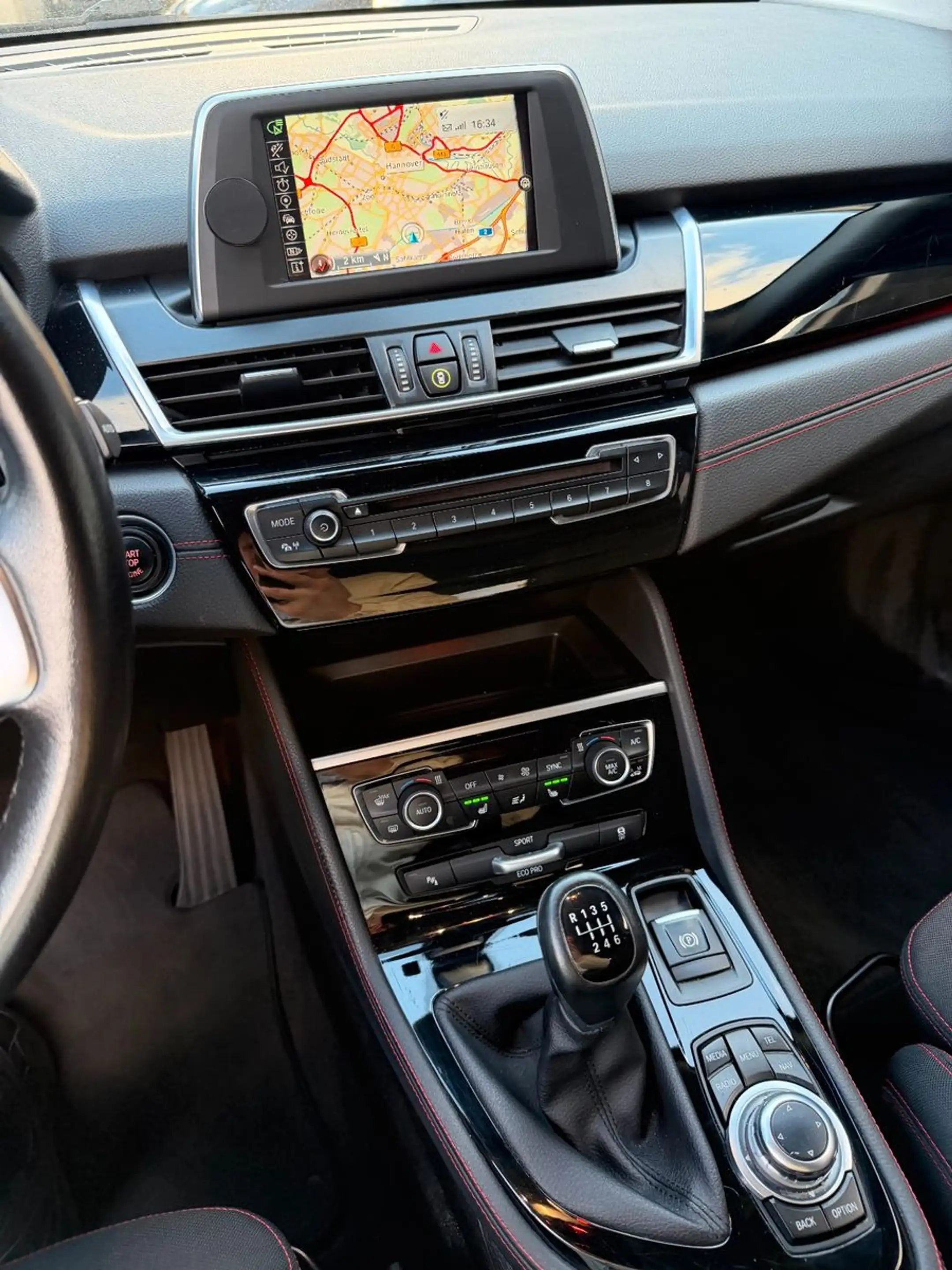 BMW 218 218i Sport Line Navi Kamera Sizh. LED AHK 2 Hand — photo 11