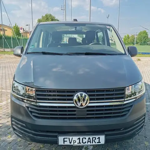 Volkswagen T6 Kombi Volkswagen T6 Kombi