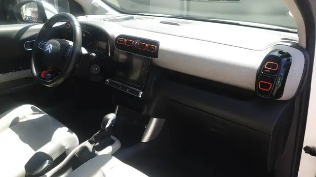 Citroen C3 Aircross view 10