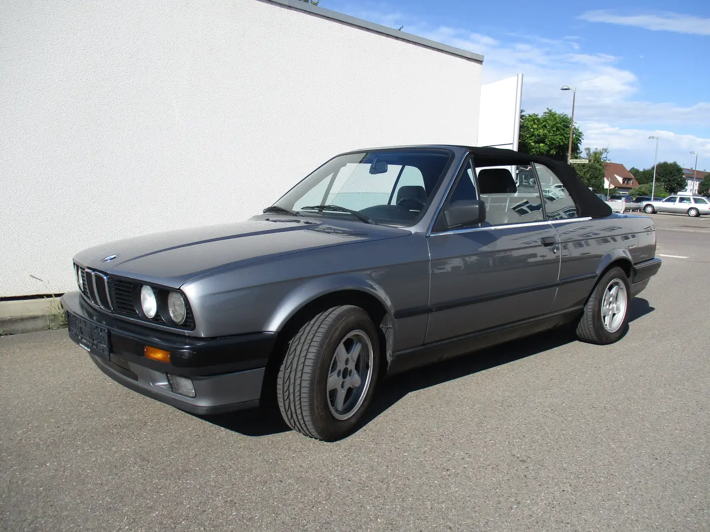 BMW 318 318i Argent - 1