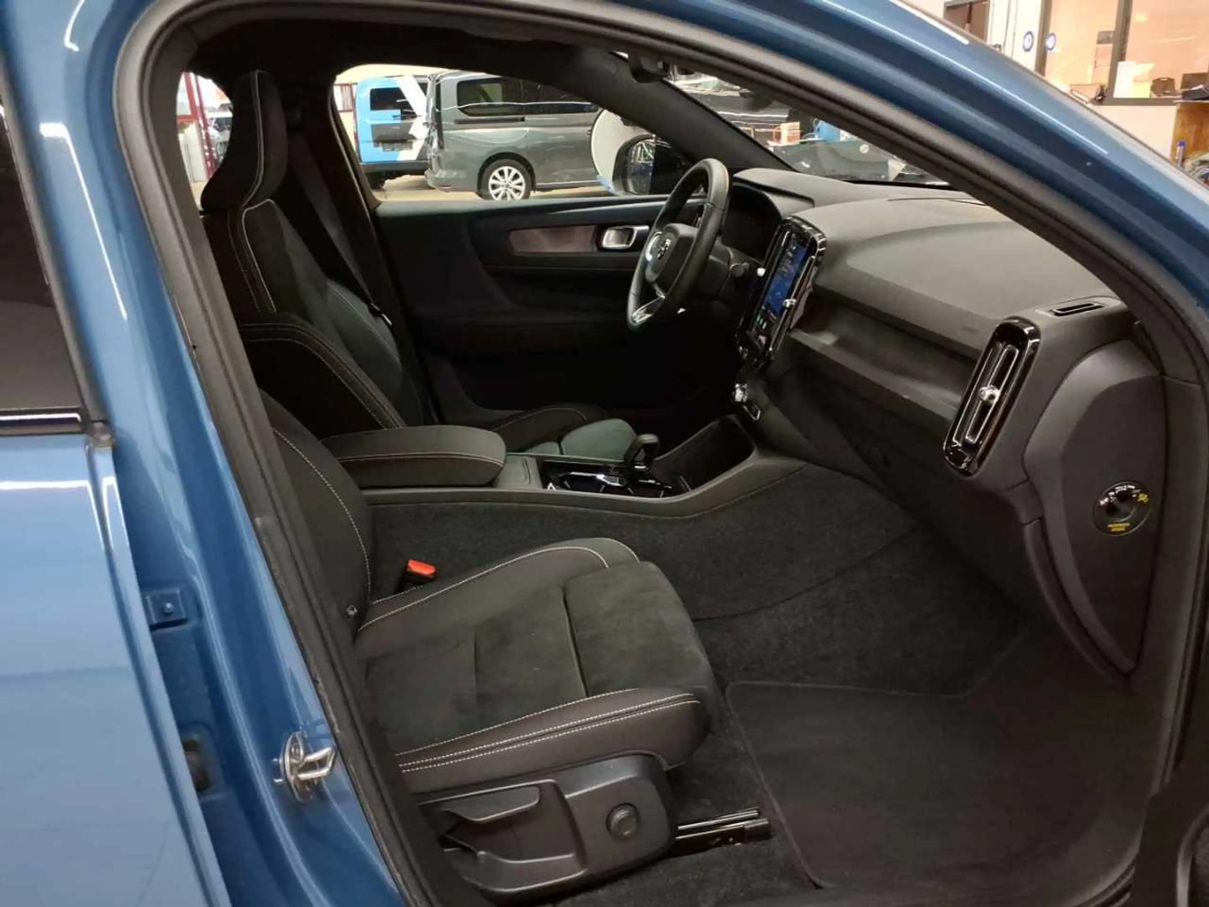 Volvo C40 C40 Recharge 2WD Plus Wärmepumpe — photo 8