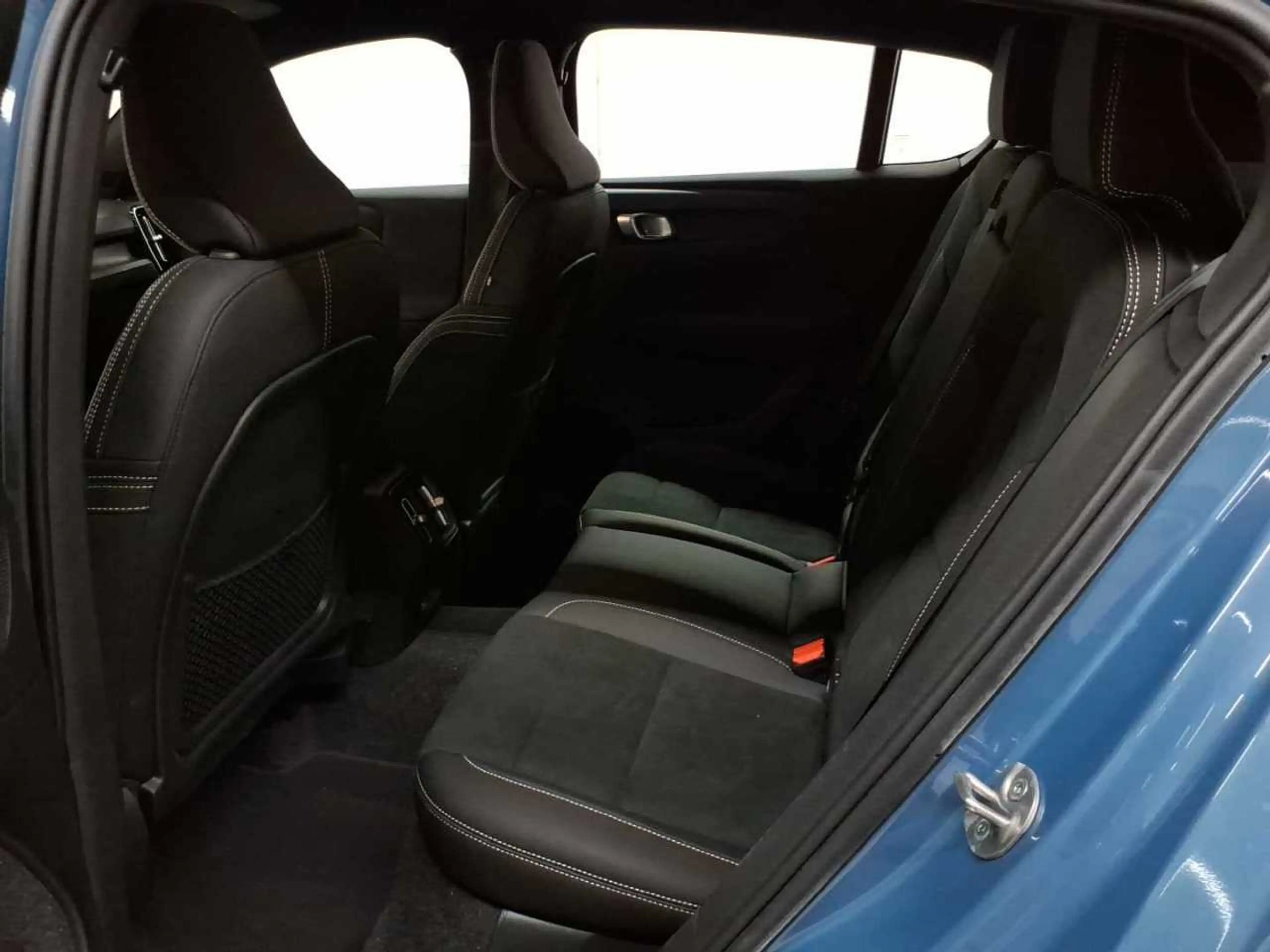 Volvo C40 C40 Recharge 2WD Plus Wärmepumpe — photo 13