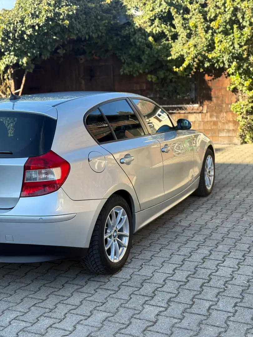 BMW 116 116i - 1