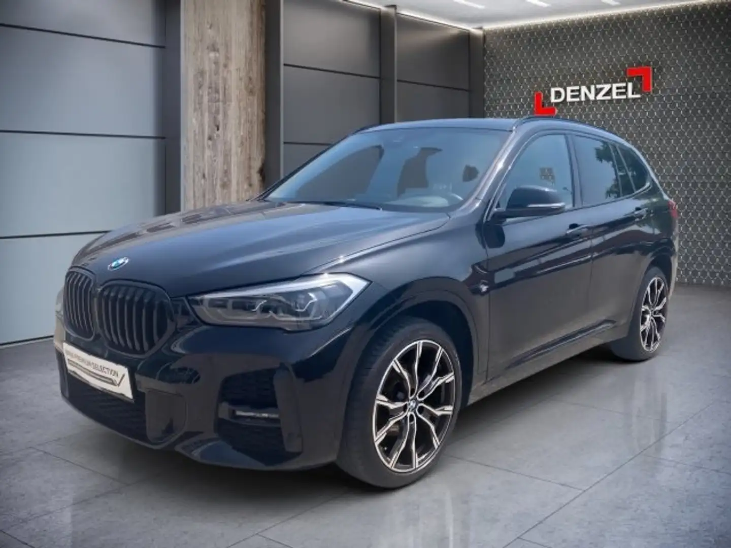 BMW X1 sDrive16d F48 Noir - 1