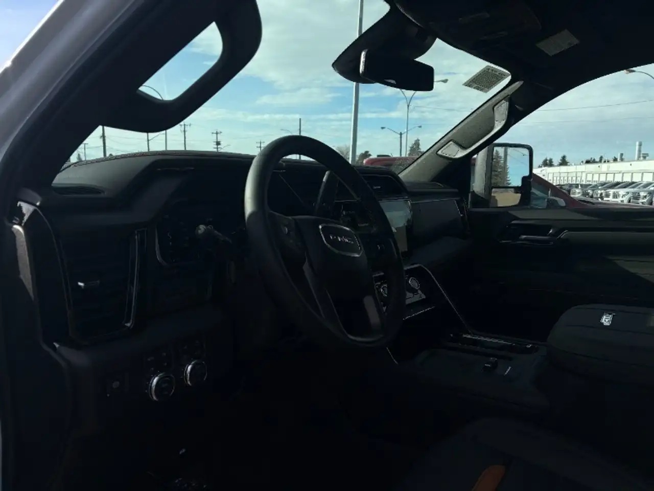 GMC Sierra 2500HD снимка GMC Sierra 2500HD