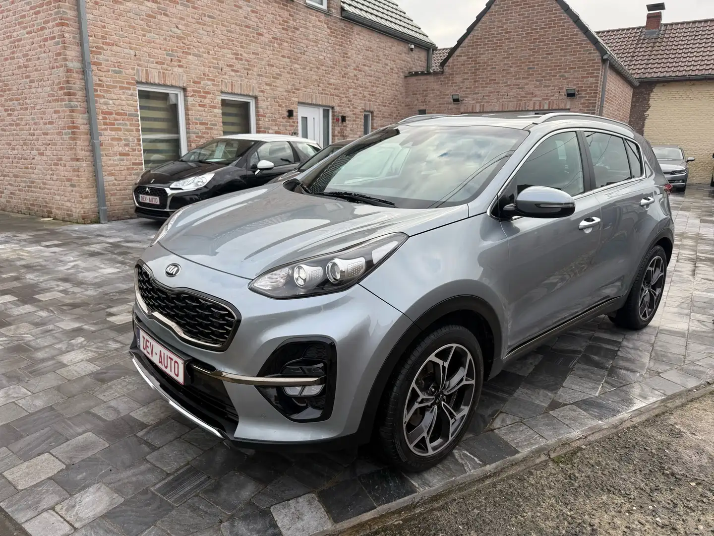 Kia Sportage 1.7 CRDi * GT Line*GARANTIE 12M*CARNET*etc Szary - 1