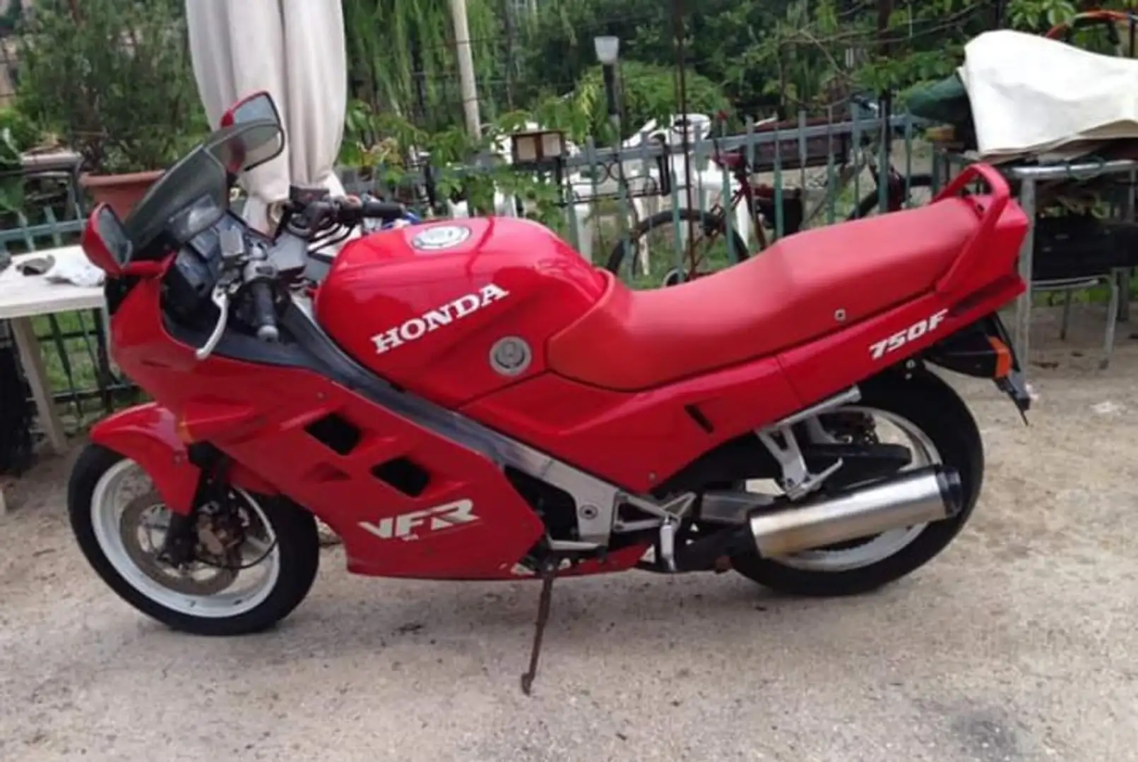 Honda VFR 750 Rosso - 2