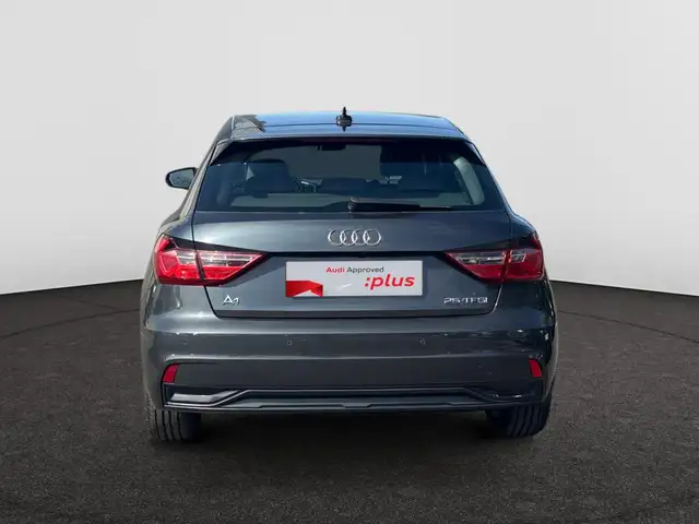 Audi A1 view 10